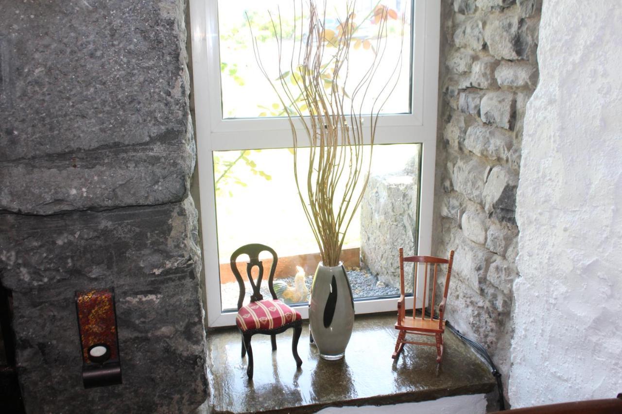 1844 Seascape Cottage Is Located On The Wild Atlantic Way Fanore ภายนอก รูปภาพ