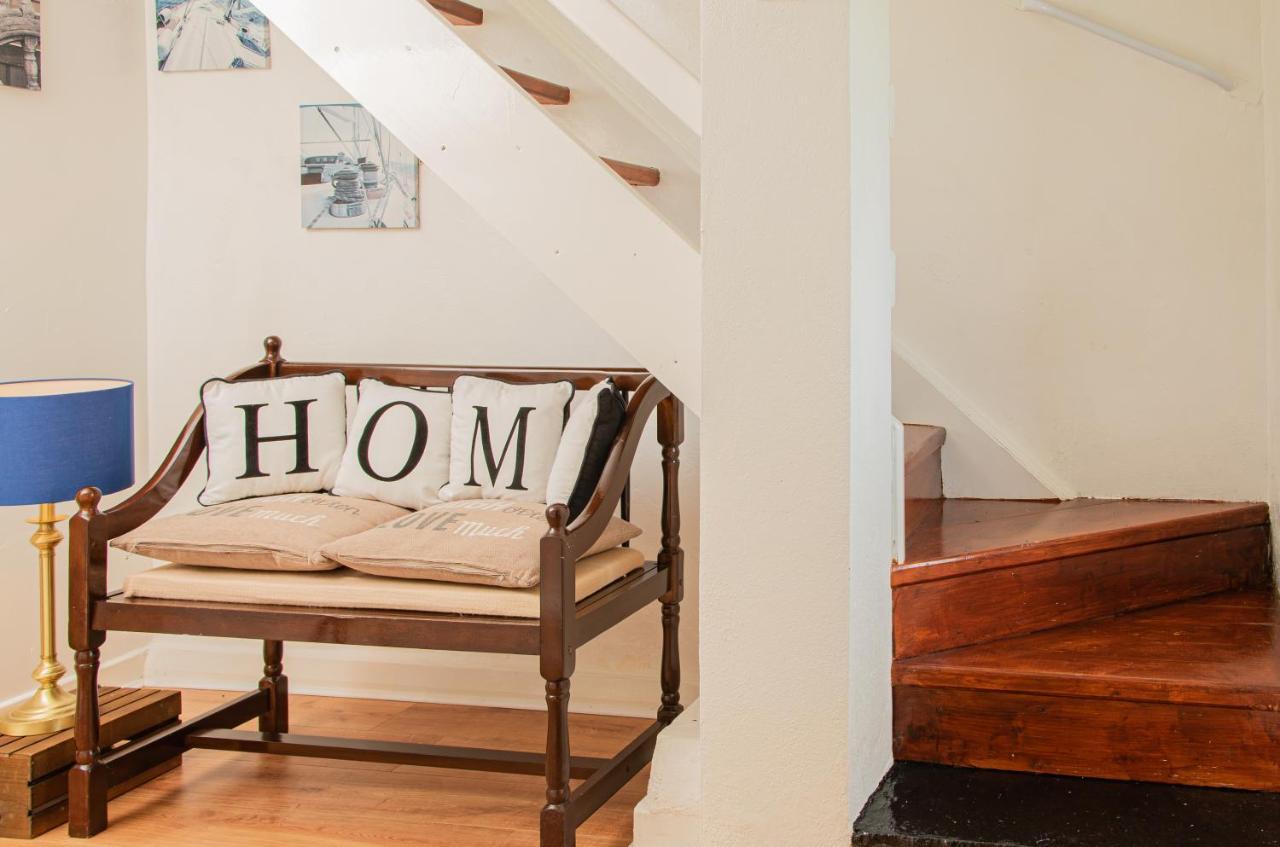 1844 Seascape Cottage Is Located On The Wild Atlantic Way Fanore ภายนอก รูปภาพ