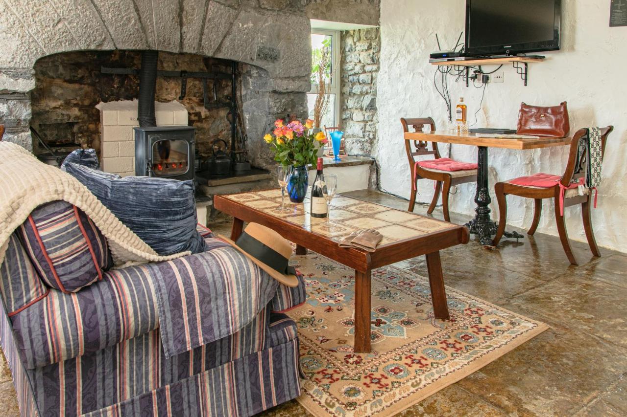 1844 Seascape Cottage Is Located On The Wild Atlantic Way Fanore ภายนอก รูปภาพ